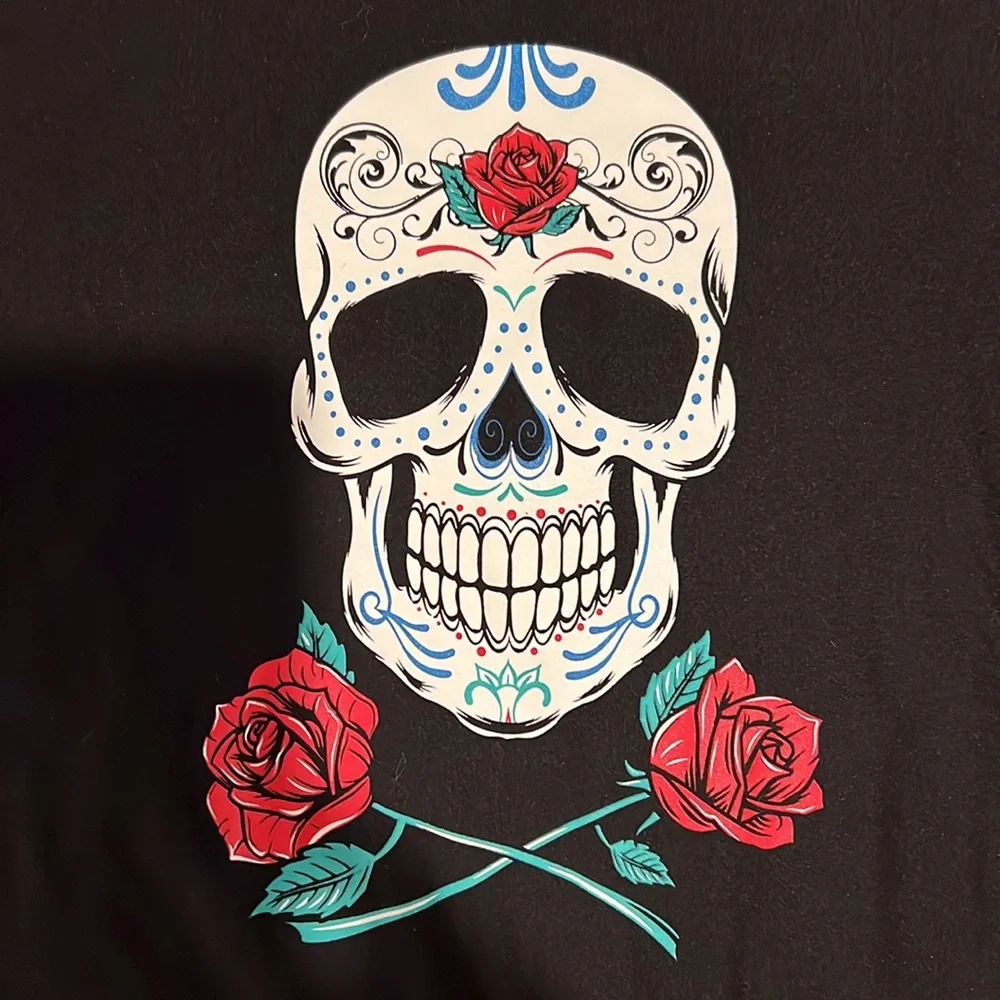 Skull T-shirt - Picture 2 of 4